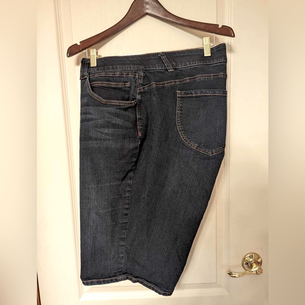 Democracy Blue Jean Denim Shorts "AB" Technology Size: 22W